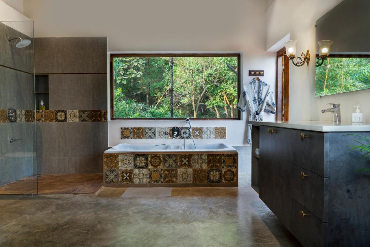 Lermitage Farms Kashid Alibaug Villa Esterno foto